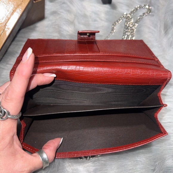 Gucci Wallet~EUC - Picture 8 of 10